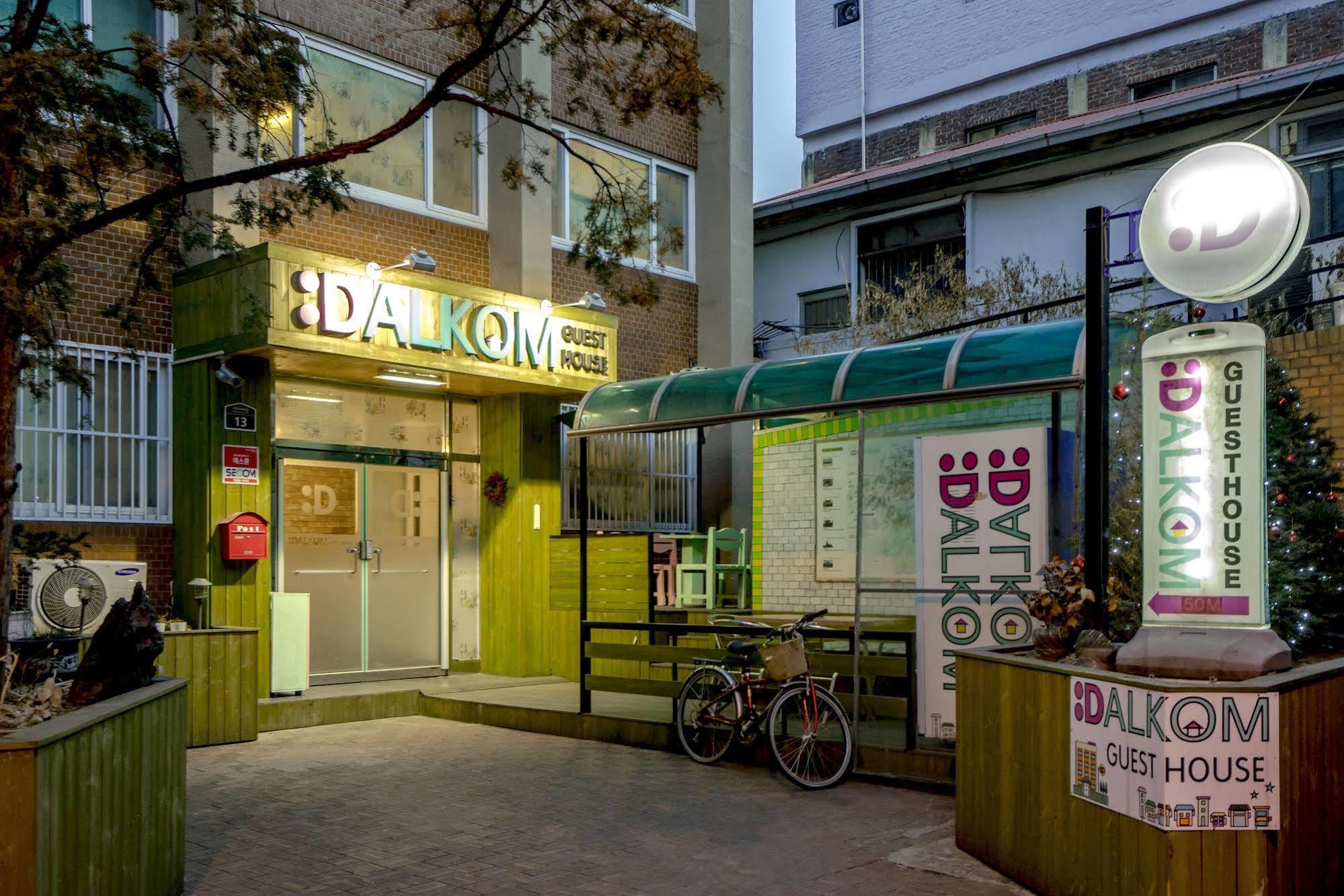 Dalkom Myeongdong Guesthouse Сеул Екстериор снимка