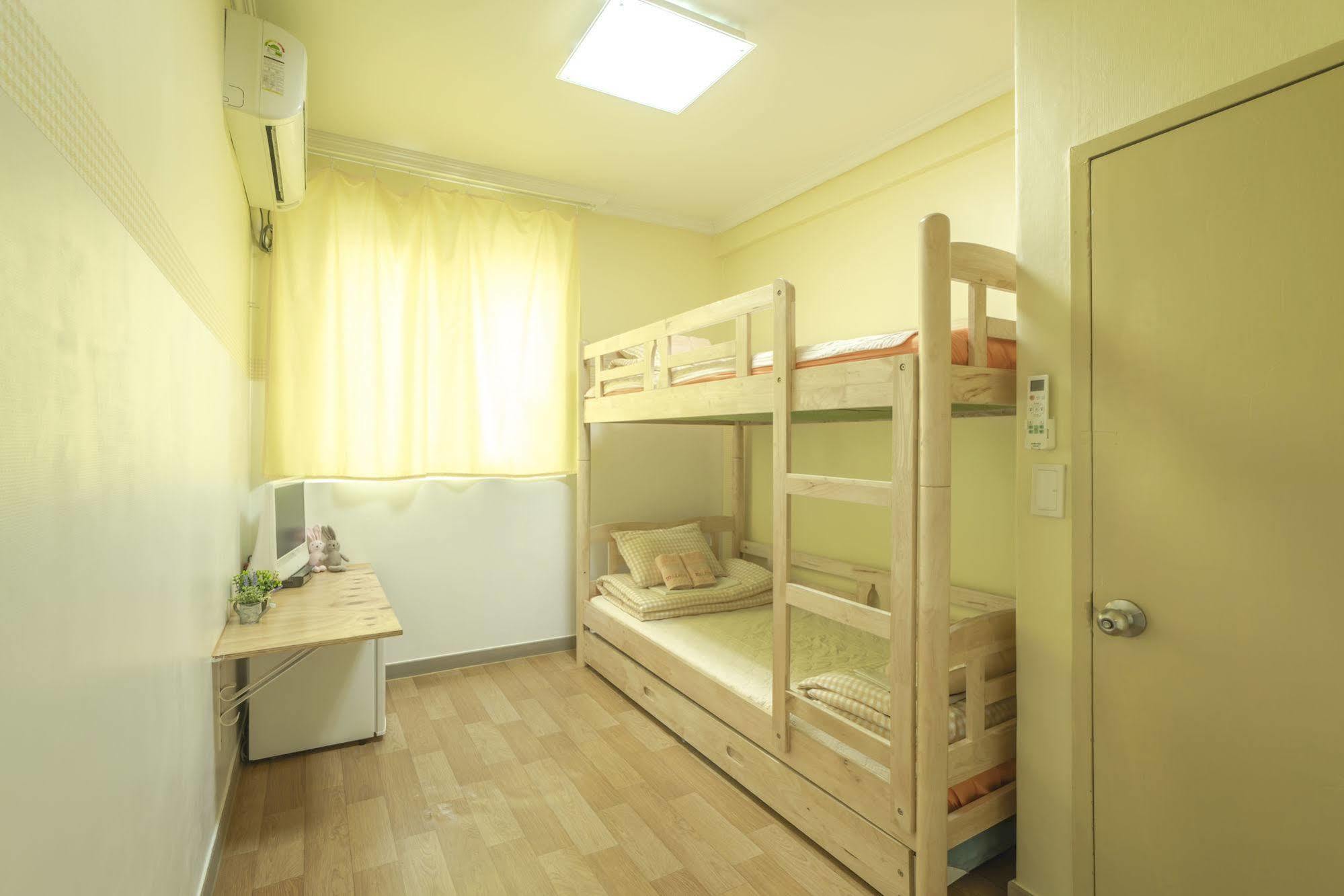 Dalkom Myeongdong Guesthouse Сеул Екстериор снимка