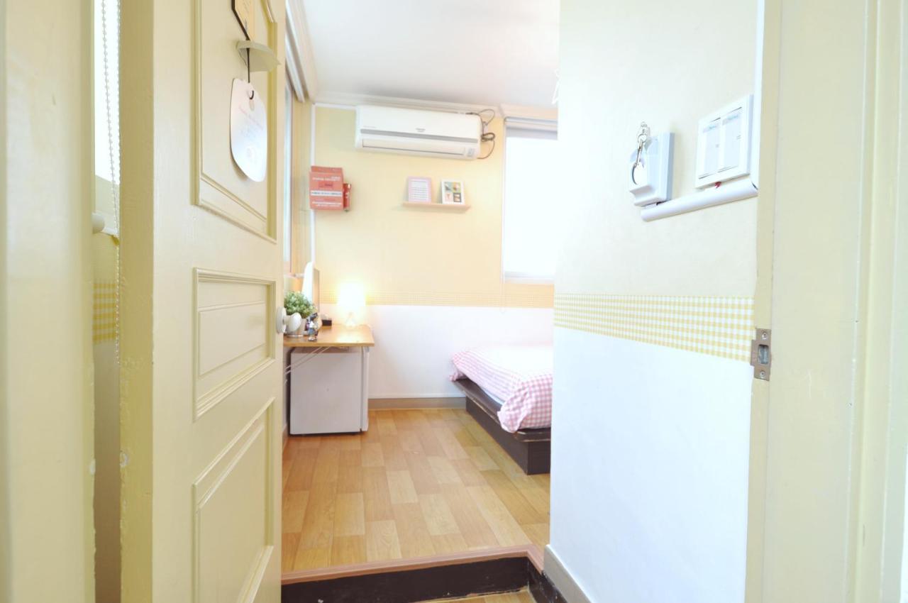 Dalkom Myeongdong Guesthouse Сеул Екстериор снимка